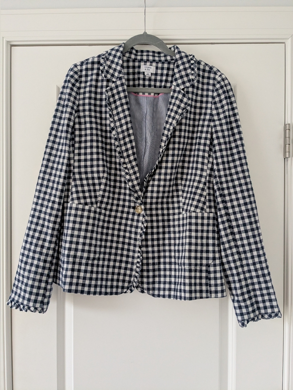 Crown & Ivy - Navy/White Check Long Sleeve Gingham Blazer